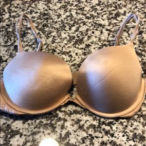 Victoria secret very sexy push-up bra